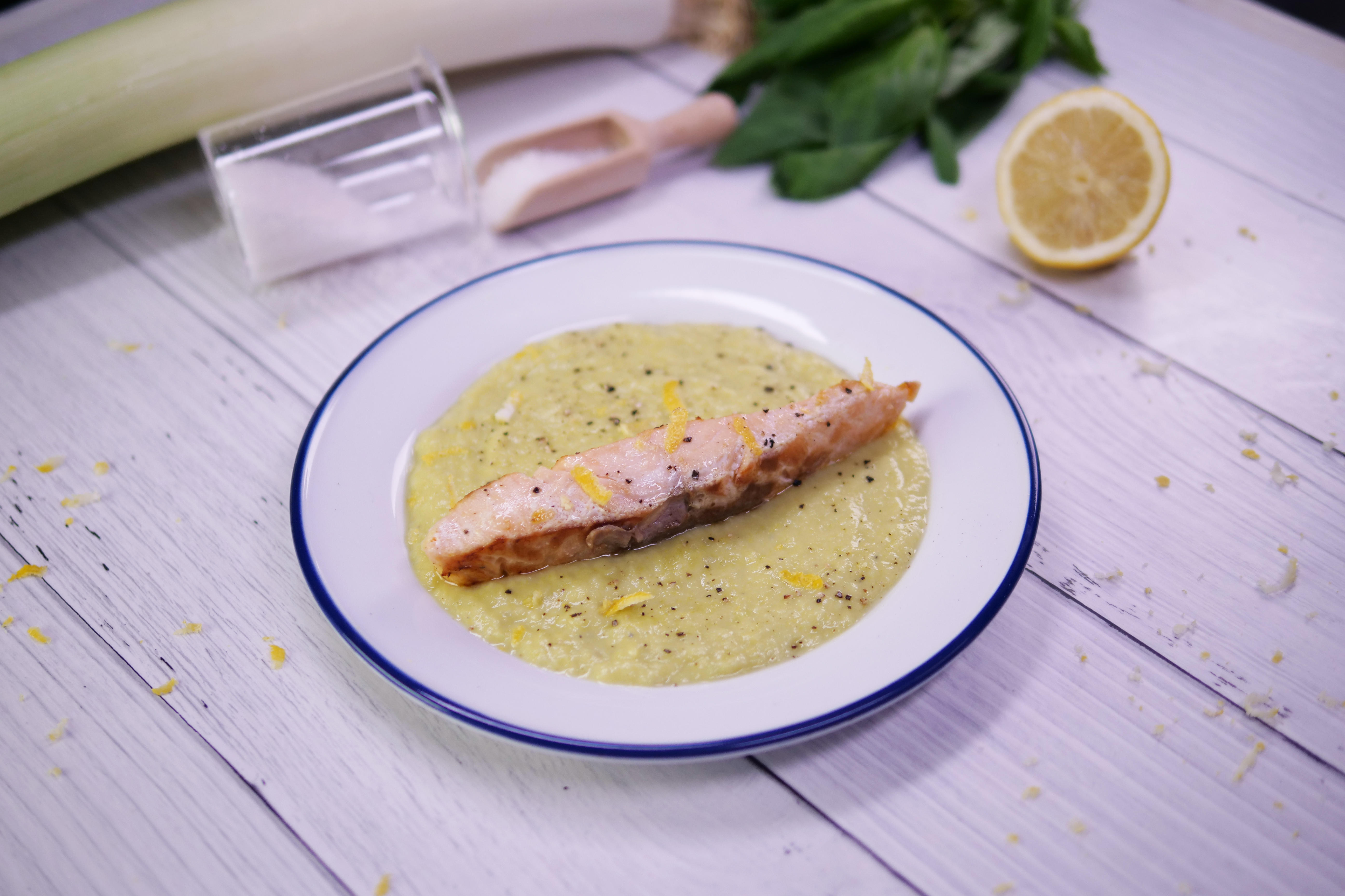Saumon au citron et mousse de poireaux Saumon au citron et mousse de poireaux