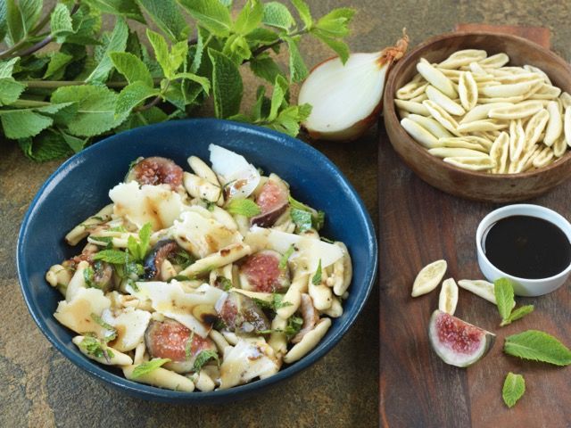 Pâtes aux figues, au lard et au pecorino messer