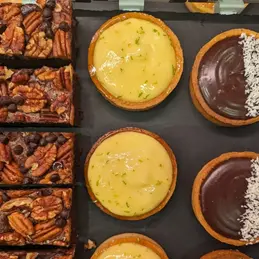 406-biocoop-caluire-montee-des-soldats-magasin-bio-tartelette-patisserie.webp